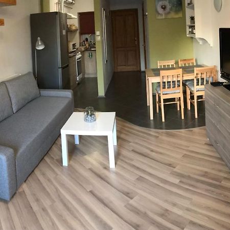 Pitypang Apartman Gyula Exterior foto